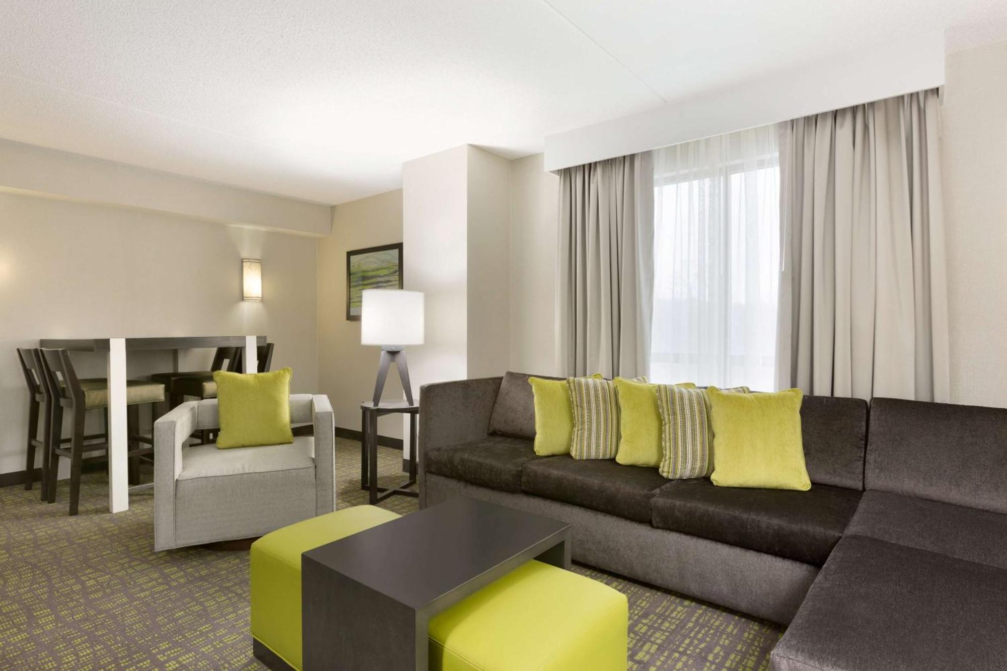 Embassy Suites Newark - Wilmington/South Kültér fotó